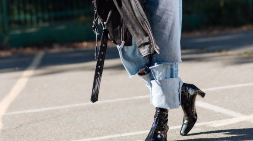 Best Shoes for Baggy Jeans Outfits