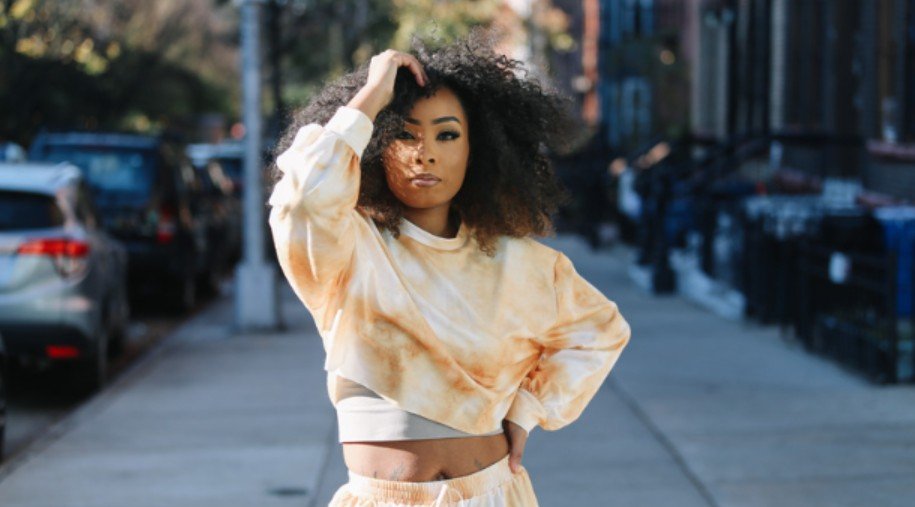 How to Shop Trends Without Fast-Fashion Fatigue