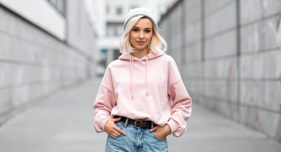 Minimalist Streetwear Outfits For Women That Look Luxe