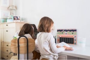 Daily Homeschool Routine for Elementary Students That Creates Confident Learners