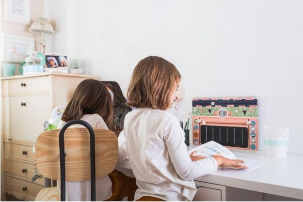 Daily Homeschool Routine for Elementary Students That Creates Confident Learners