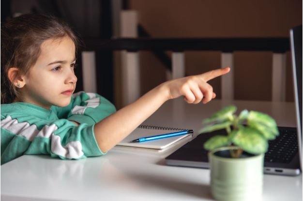 The Two-Bucket Rule for Homeschool Screen Time